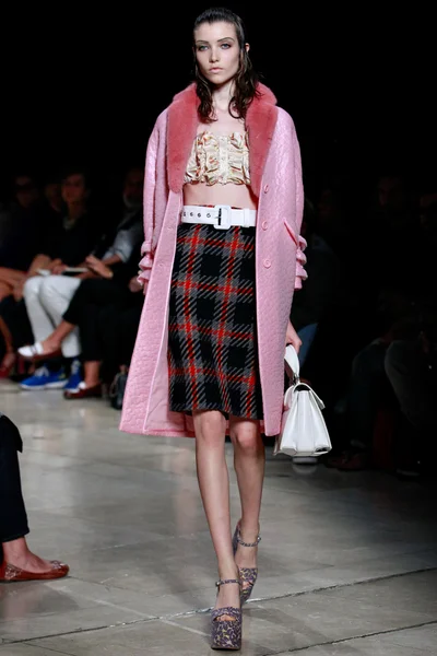 Look 40